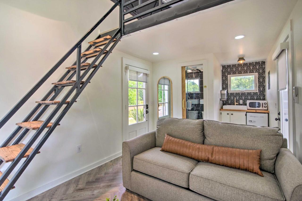 Chic Tiny Home Retreat About 2 Mi To Msu Campus! Starkville Exteriör bild